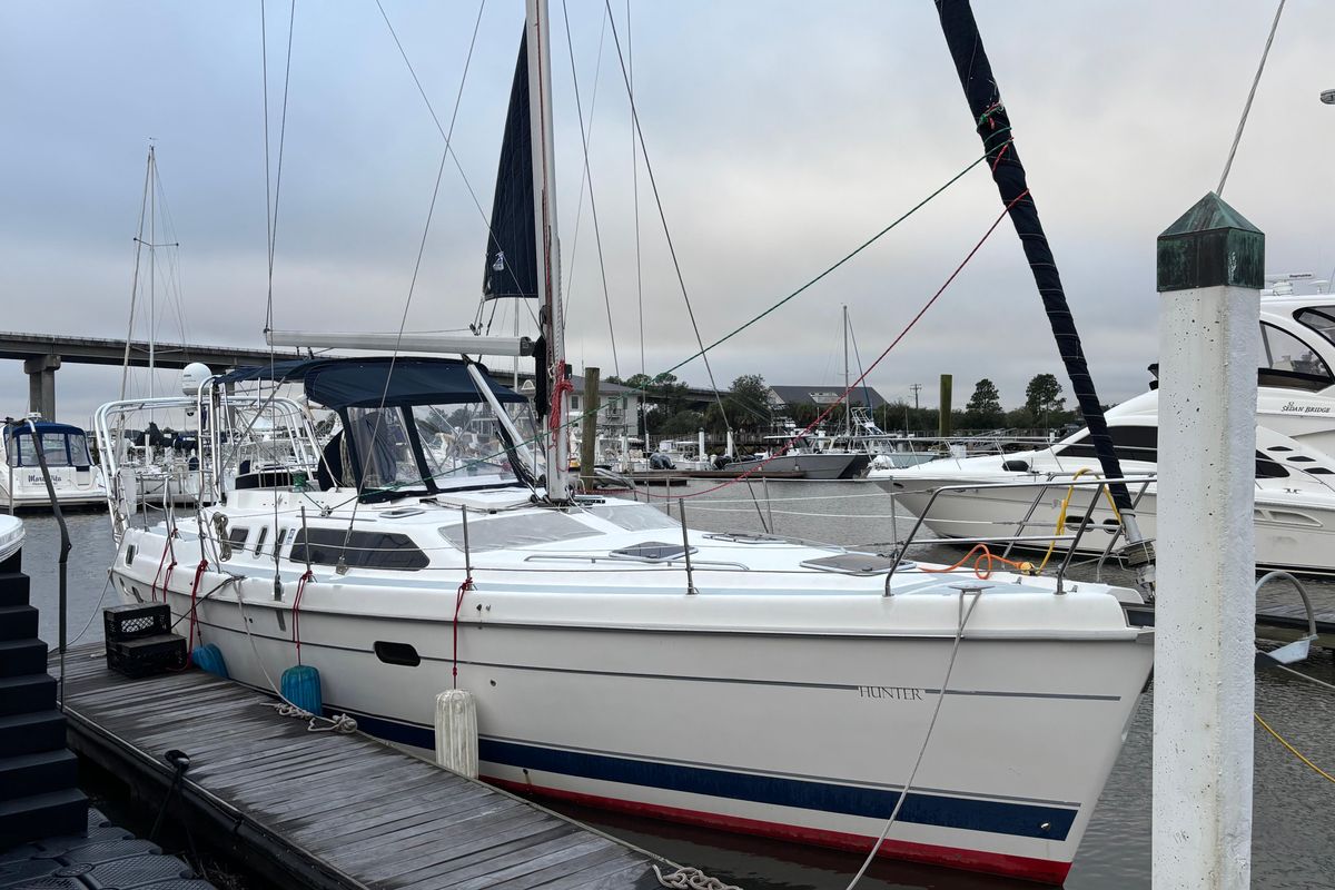 2000 Hunter Passage 450