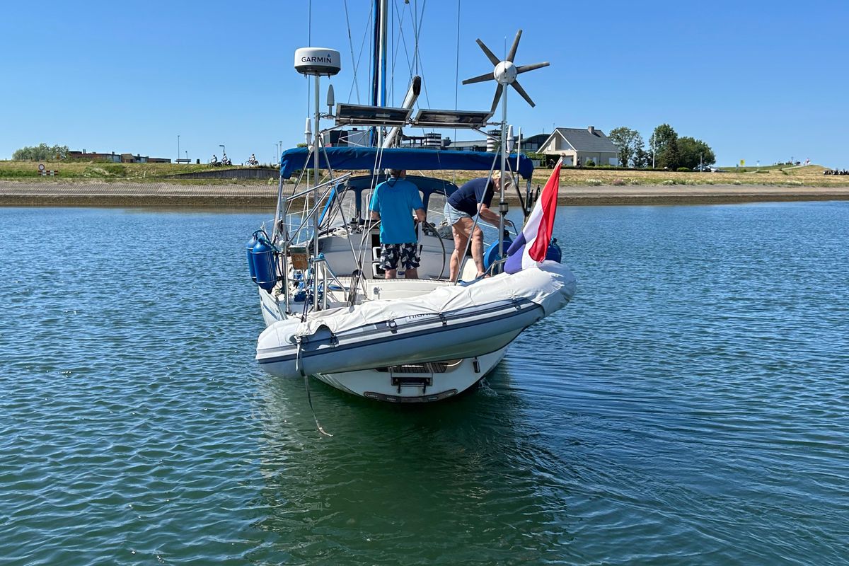 1995 Bavaria 37