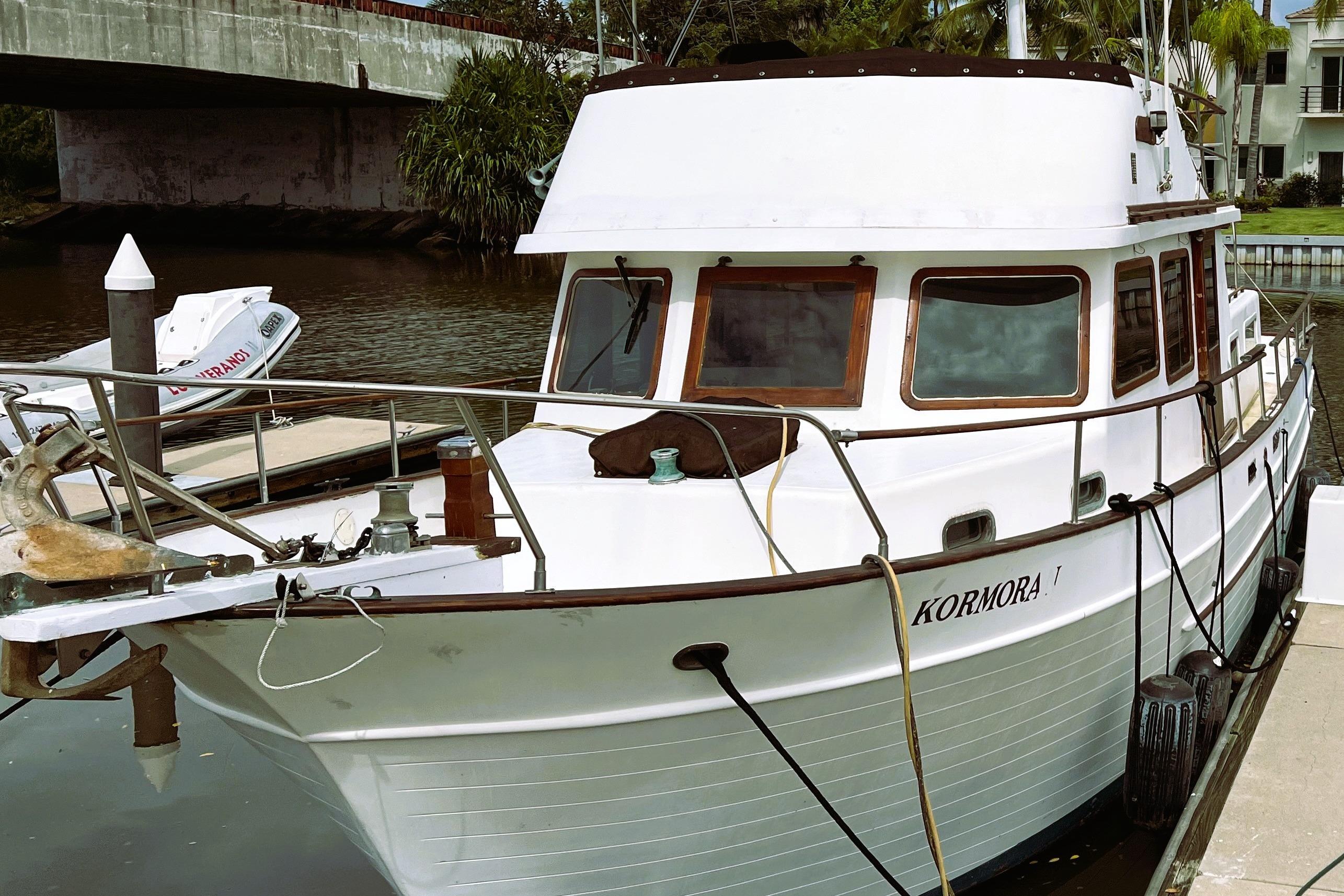 1983 Marine Trader 38 for sale in Bahía De Banderas, Mexico