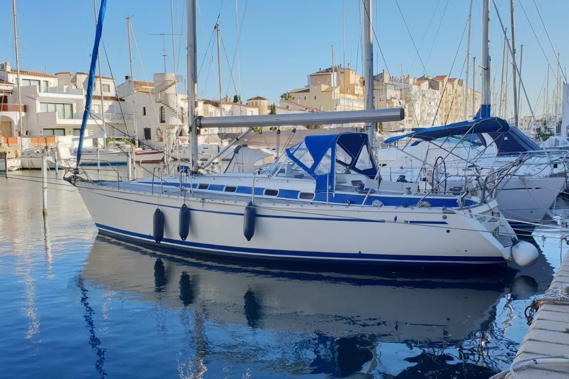 1997 Bavaria 390 Lagoon