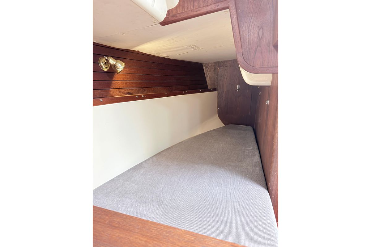 1988 Canadian Sailcraft CS 36 Traditional