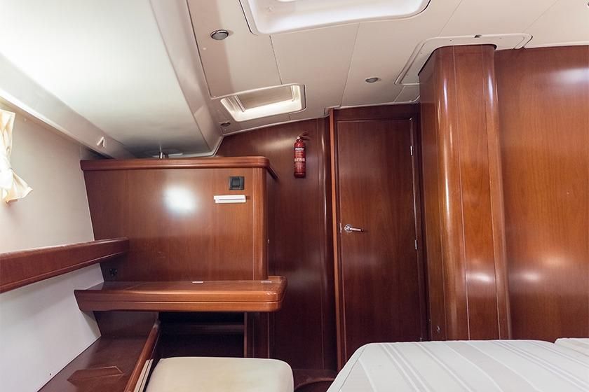2005 Beneteau Oceanis Clipper 523