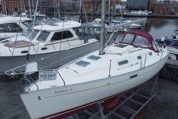 2003 Beneteau Oceanis Clipper 311 Boats