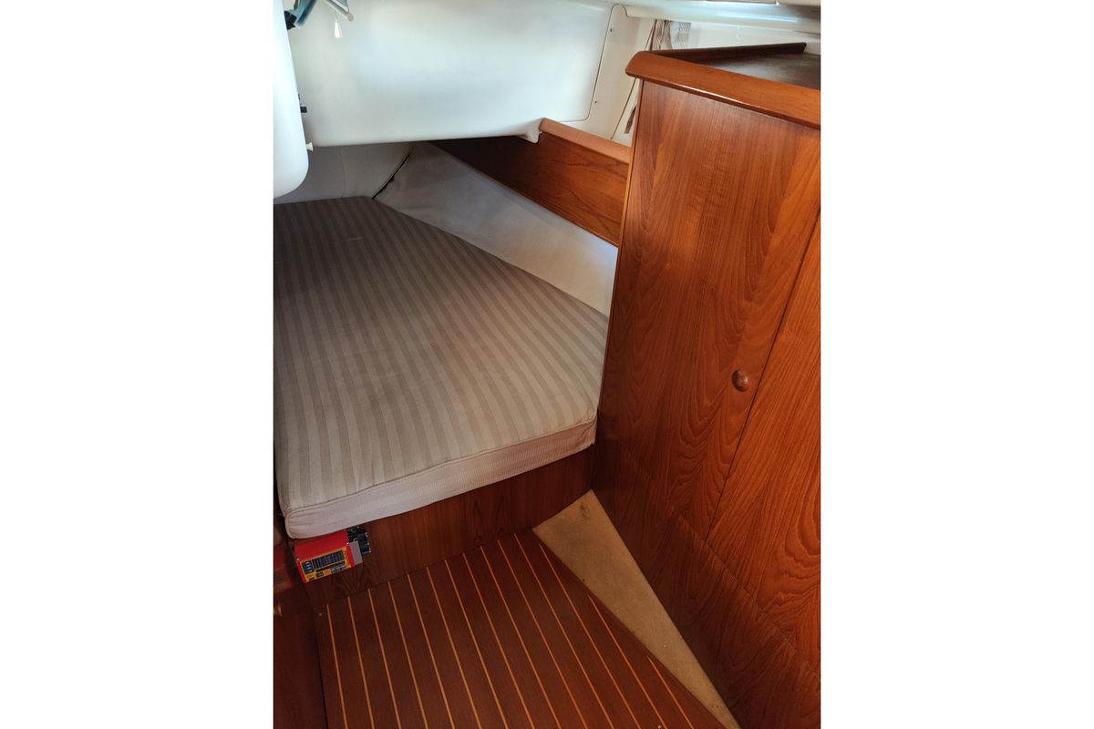 1998 Jeanneau Sun Odyssey 40 DS