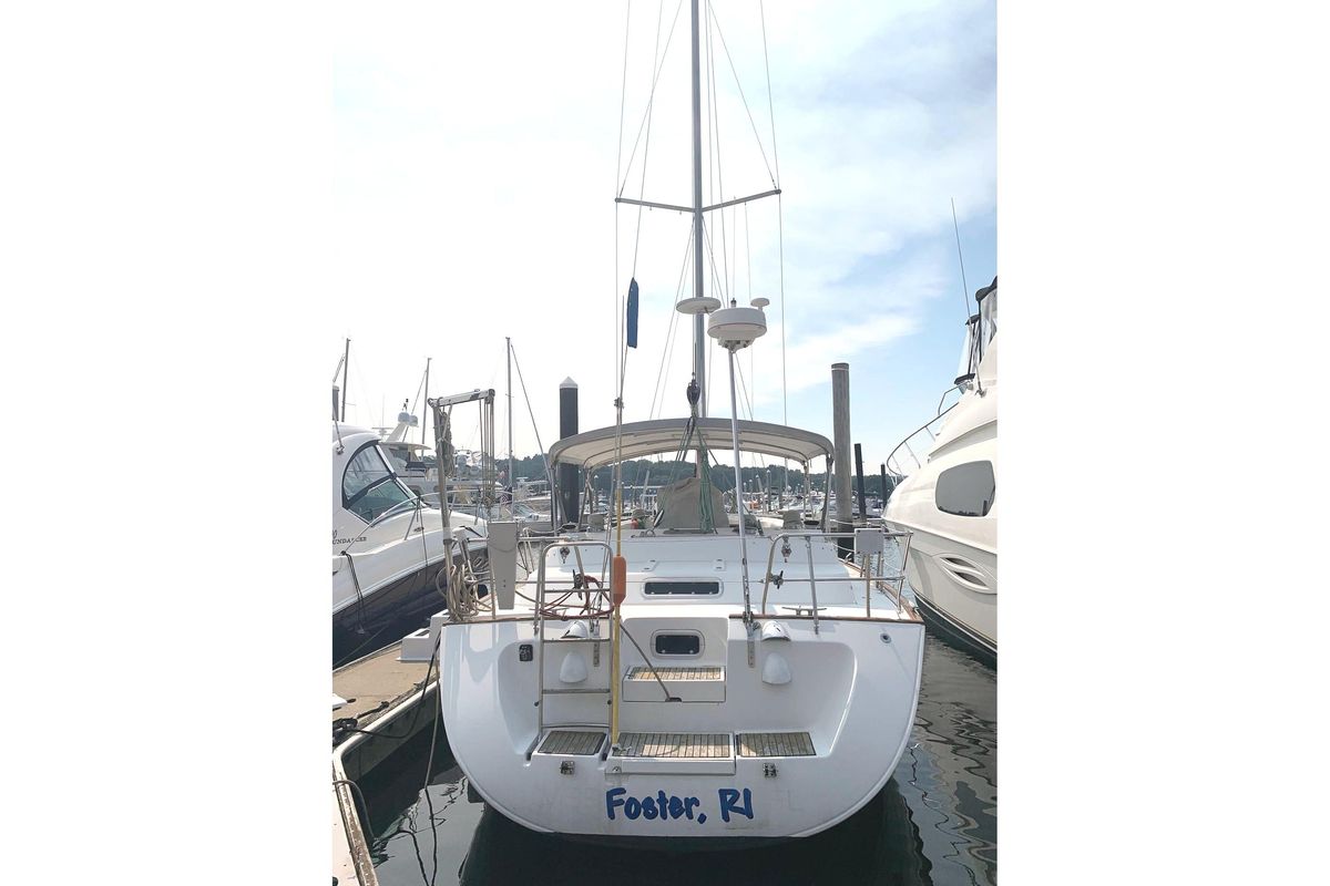 1996 Beneteau Oceanis 40 CC for sale in Warwick, Rhode Island 40 ft