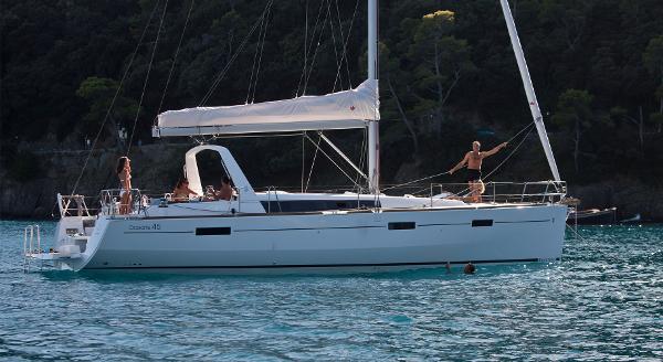 2012 Beneteau Oceanis 45 Boats