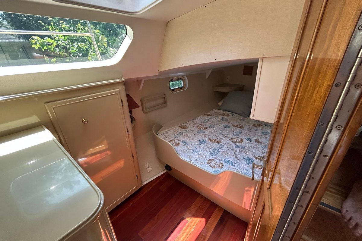 1999 Custom Angelina 59' Caroff Duflot