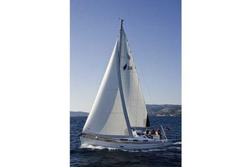 2003 Bavaria Cruiser 38 Boats