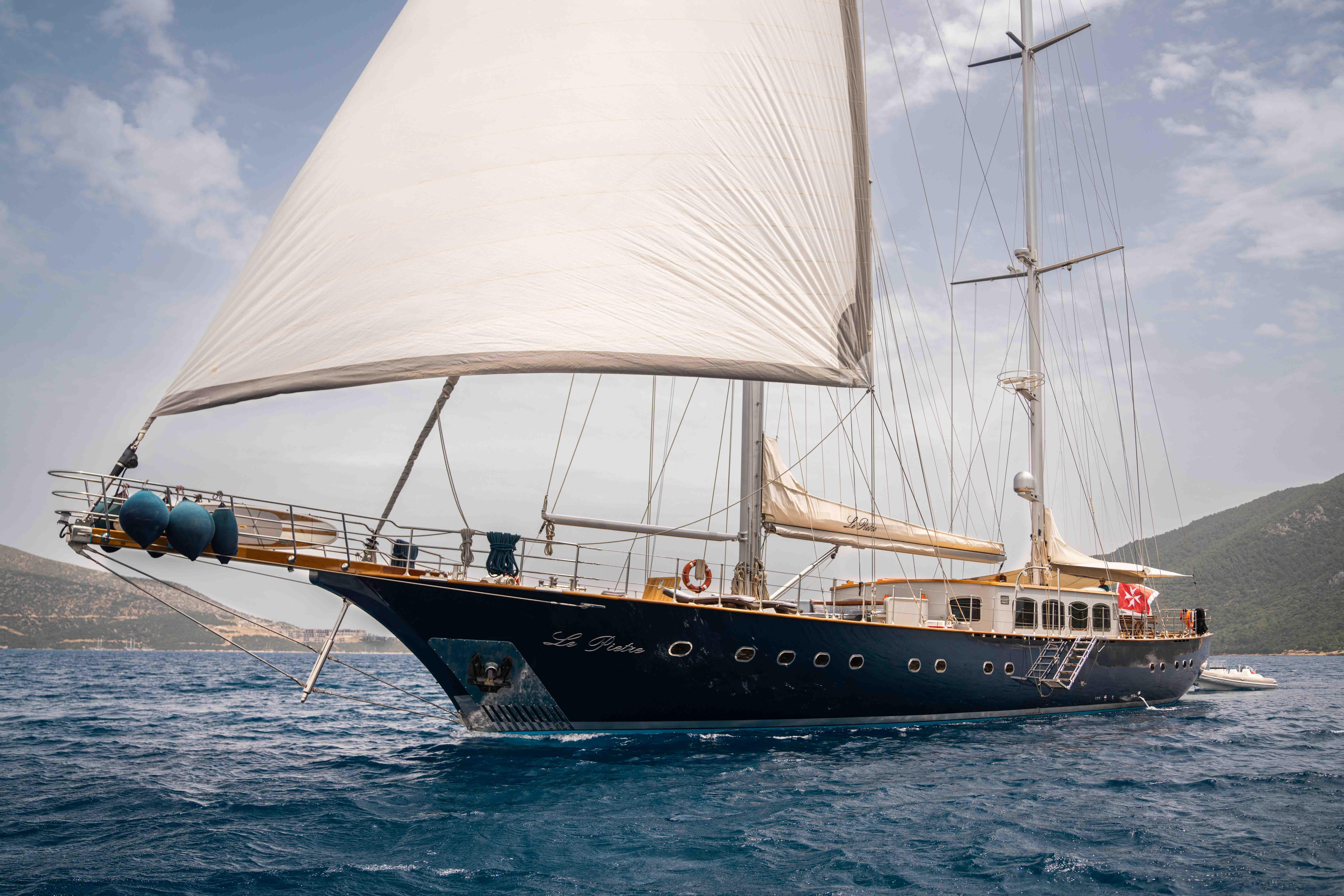 2009 Ada Yacht Custom