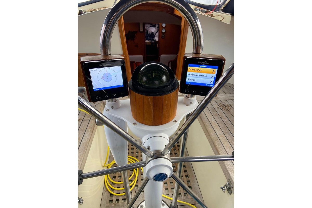 1997 Tradewind Tw35
