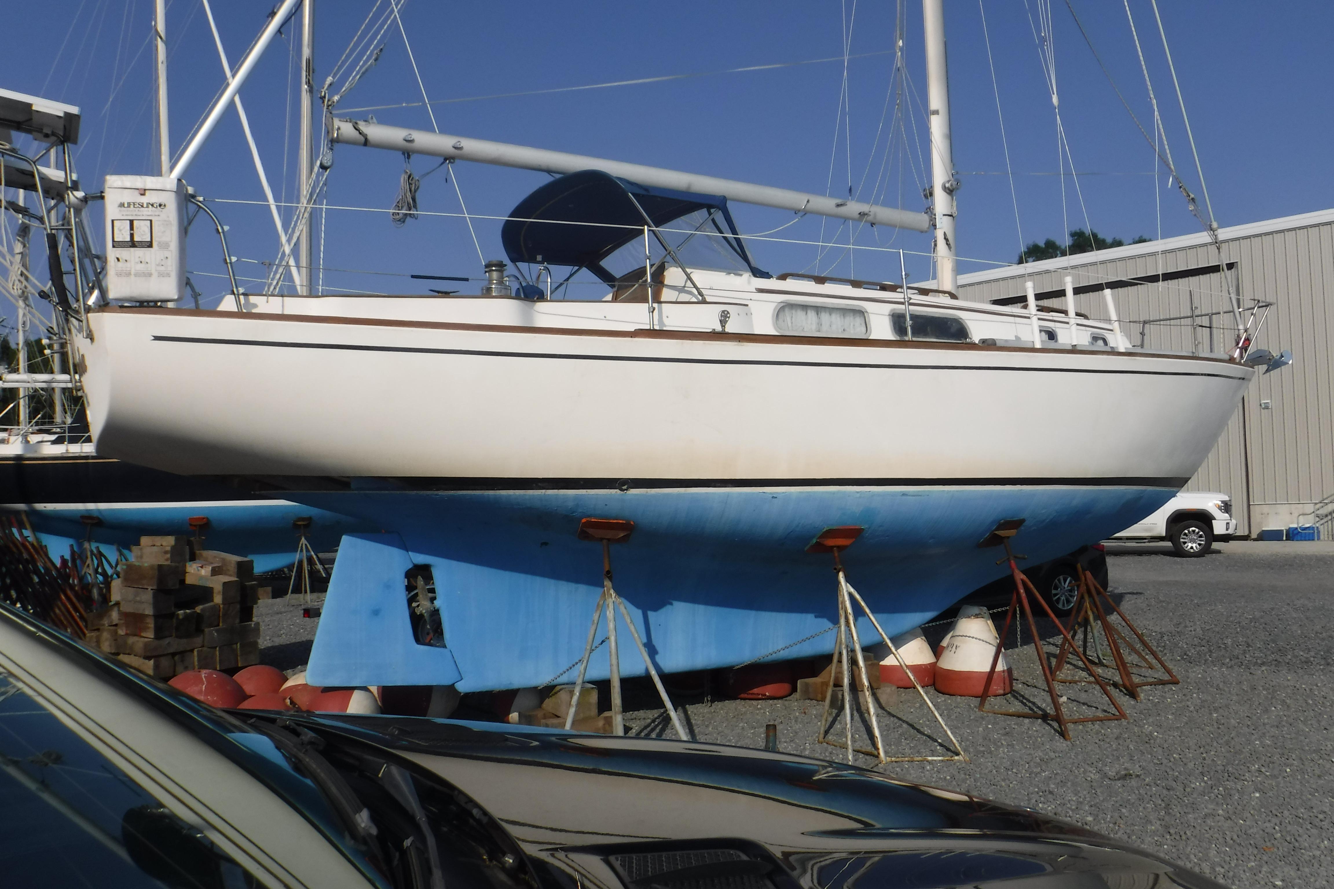 1979 Pearson 35