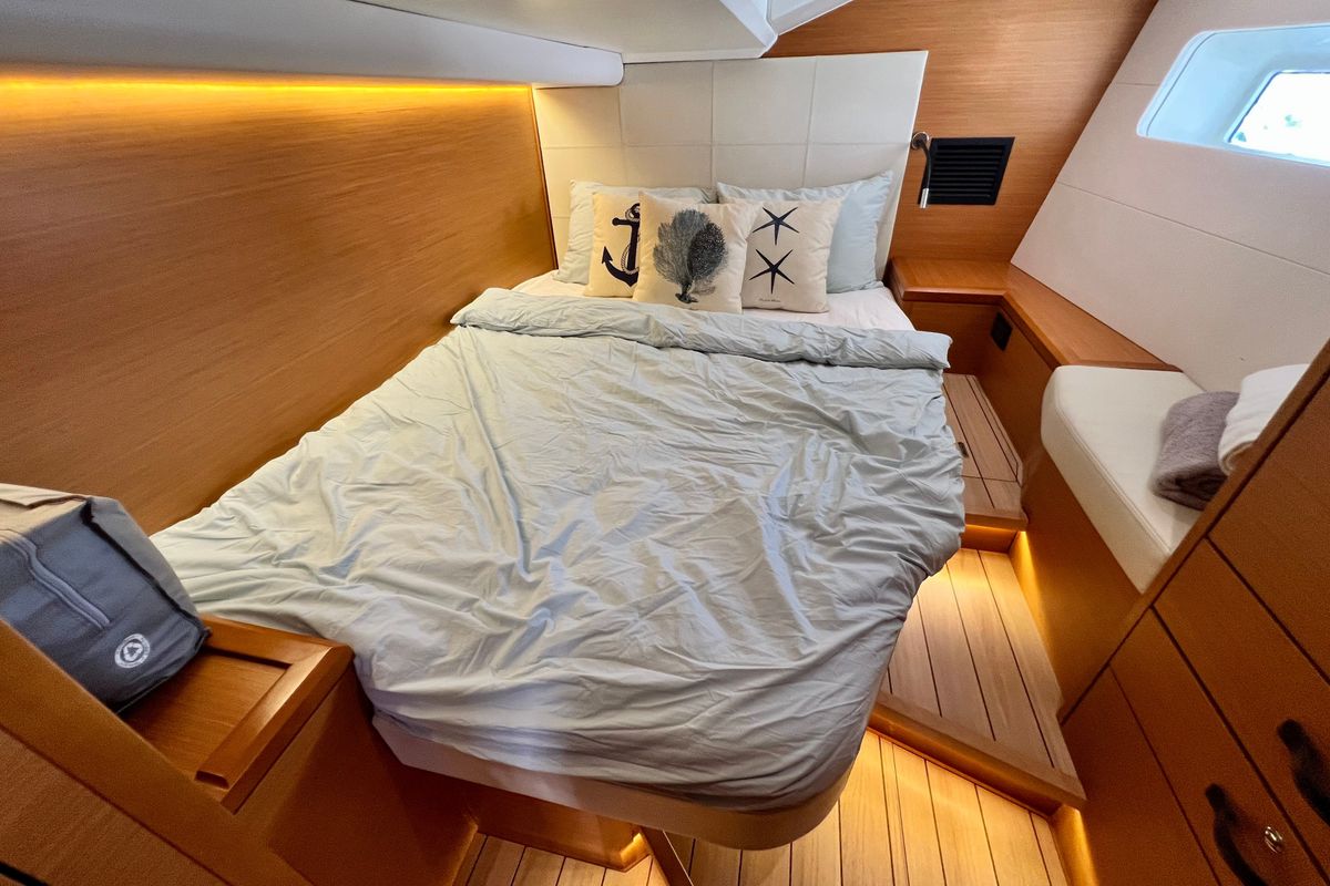 2018 Jeanneau 54