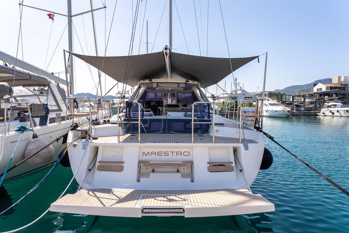 2019 Amel 50