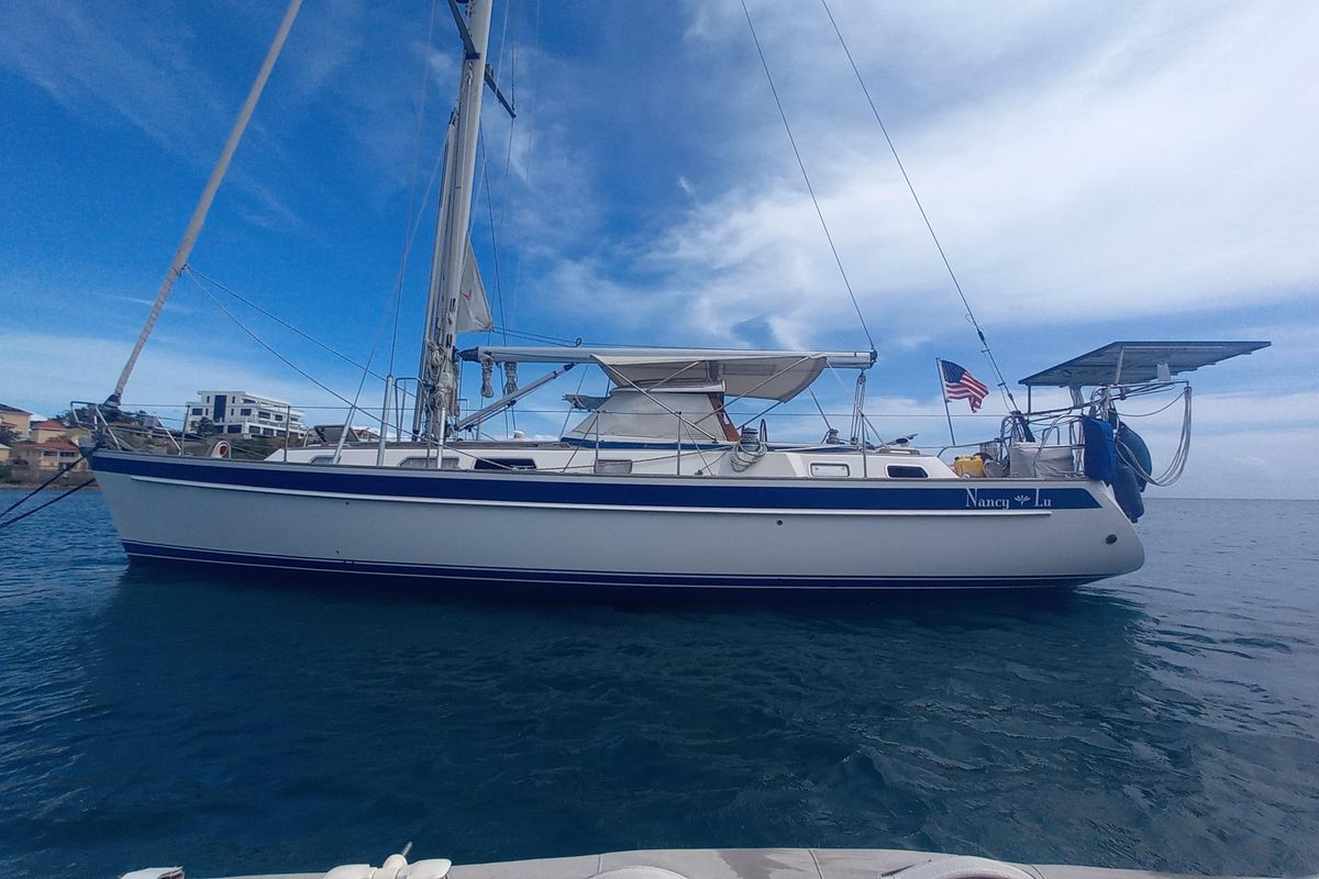2004 Hallberg-Rassy 43