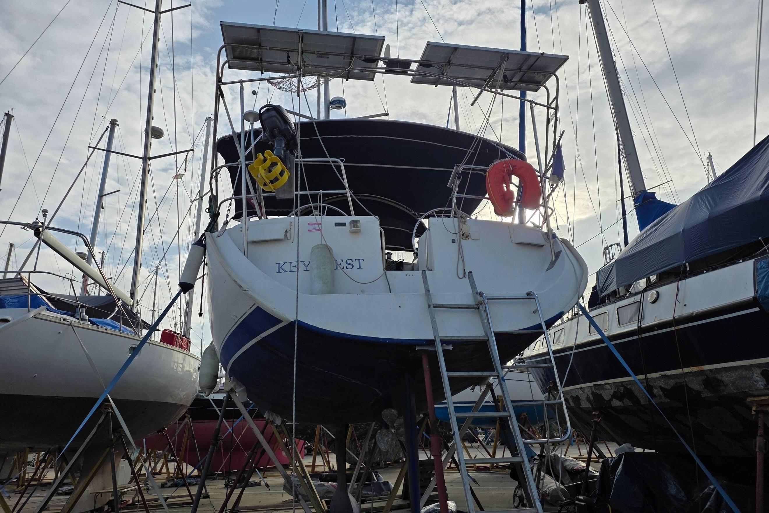 2006 Beneteau Oceanis Clipper 473 Boats