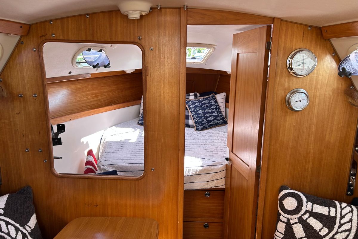 2001 Catalina 310