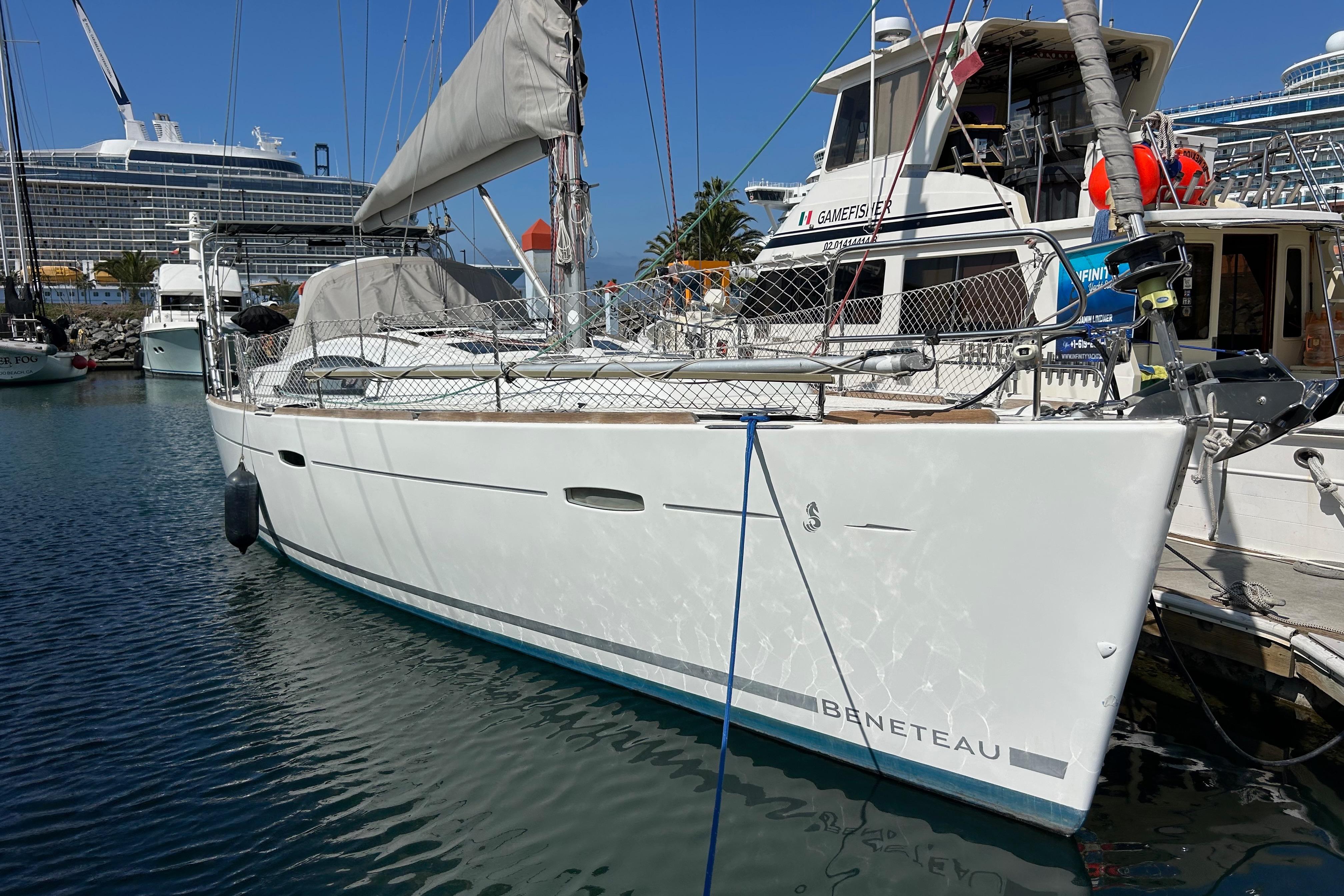 2008 Beneteau Oceanis 43 for sale in Ensenada, Mexico