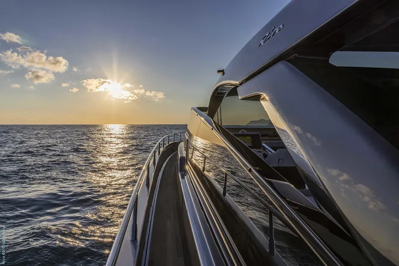 2026 220' Riva