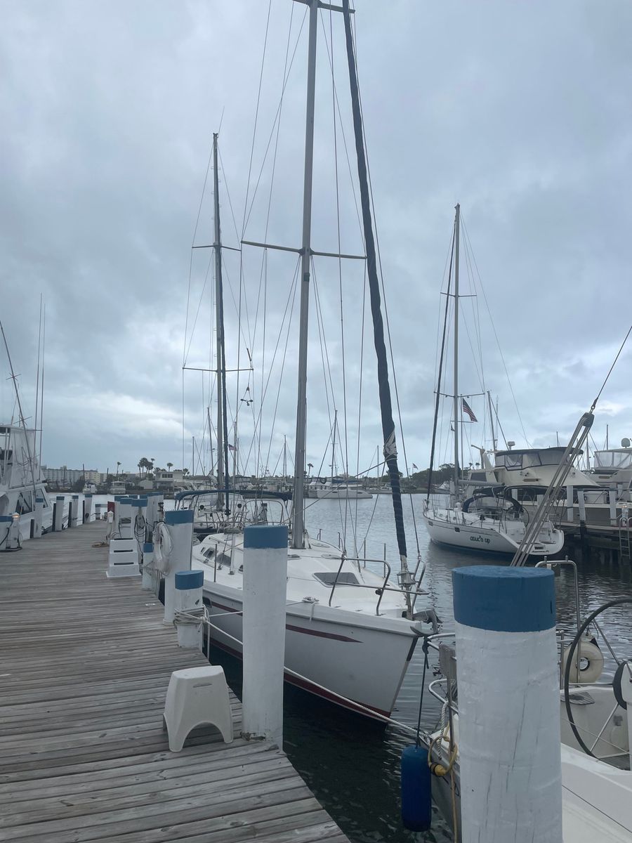 1997 Catalina 380