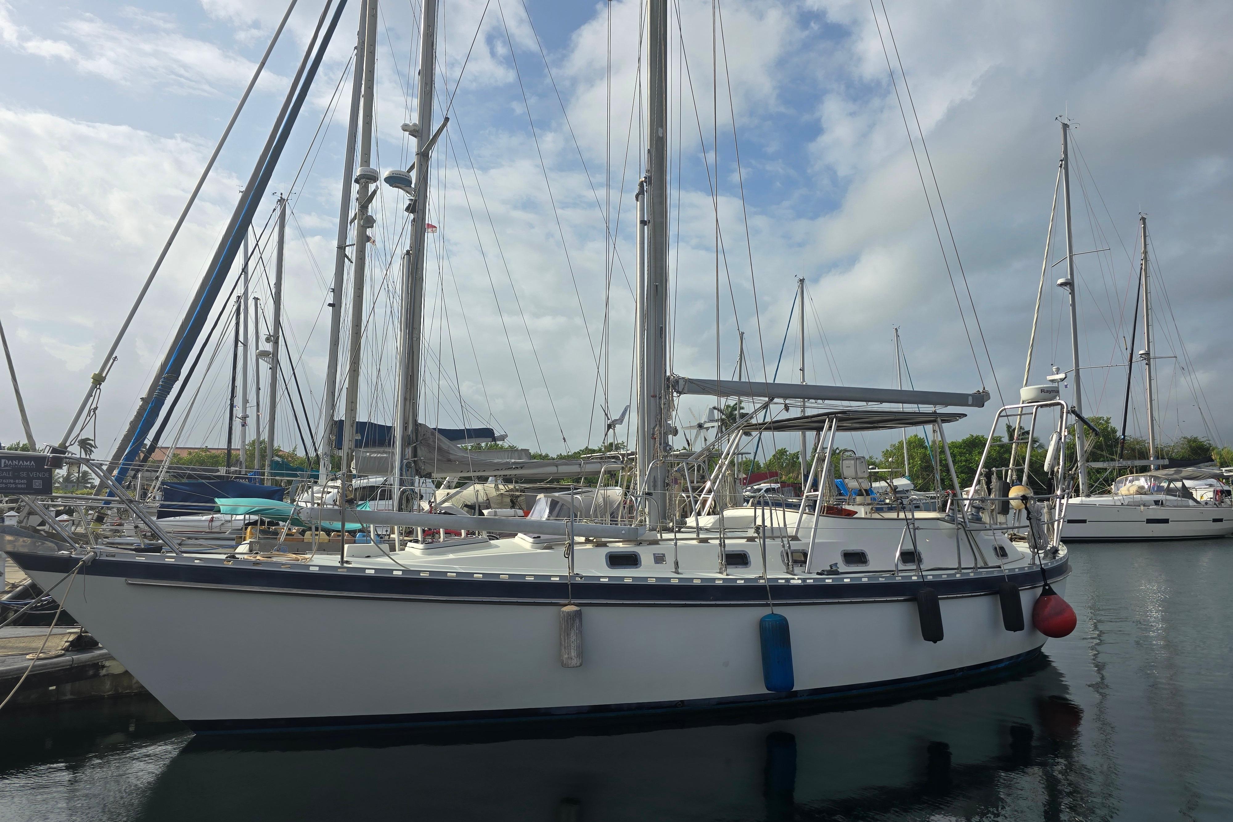 2006 Tayana Vancouver 42
