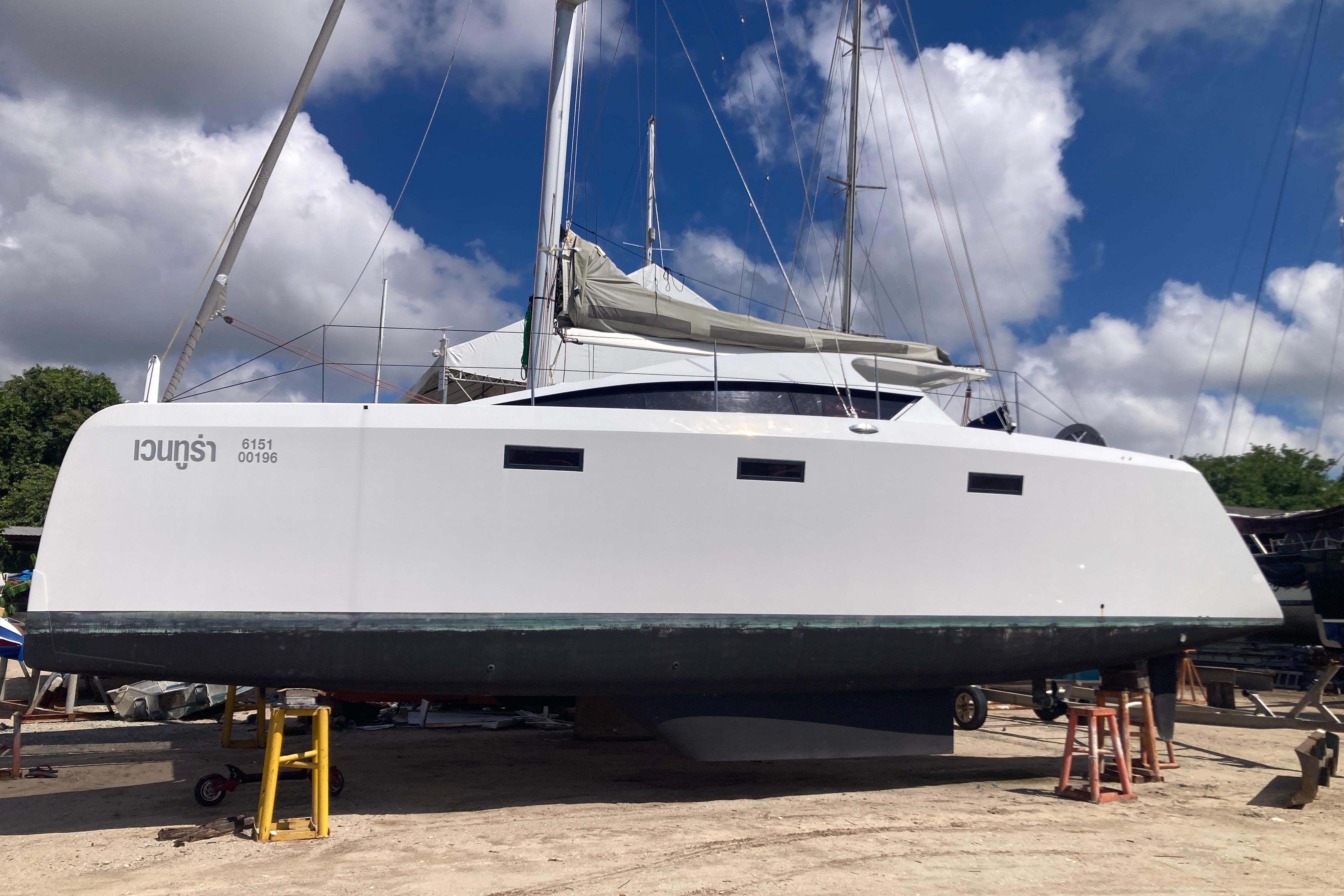 2017 Grainger Barefoot 40 Boats