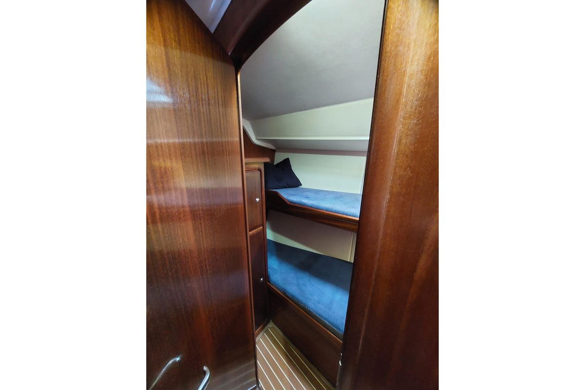 2001 Bavaria 42