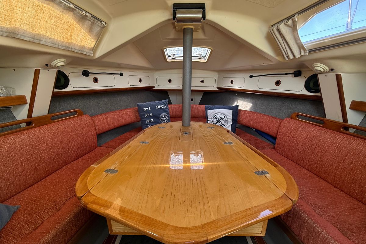 1988 Dehler 28
