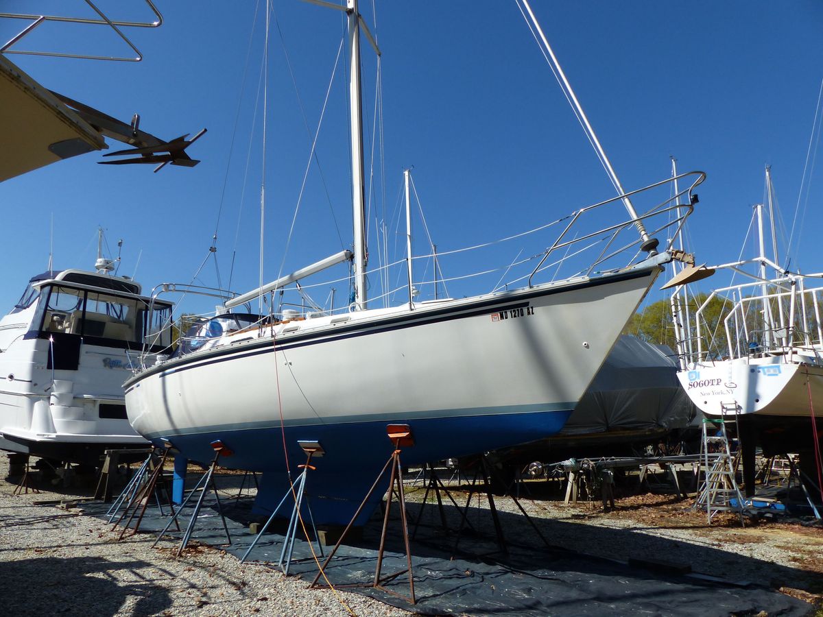 1987 Hunter 34