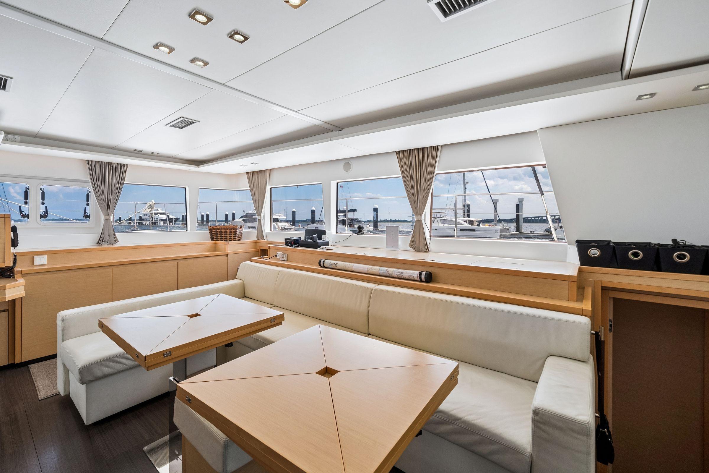 2014 Lagoon 620