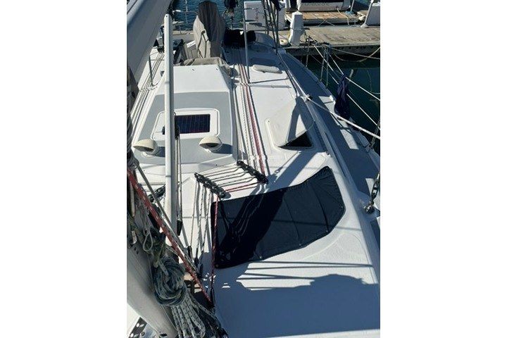 2004 Hunter 466
