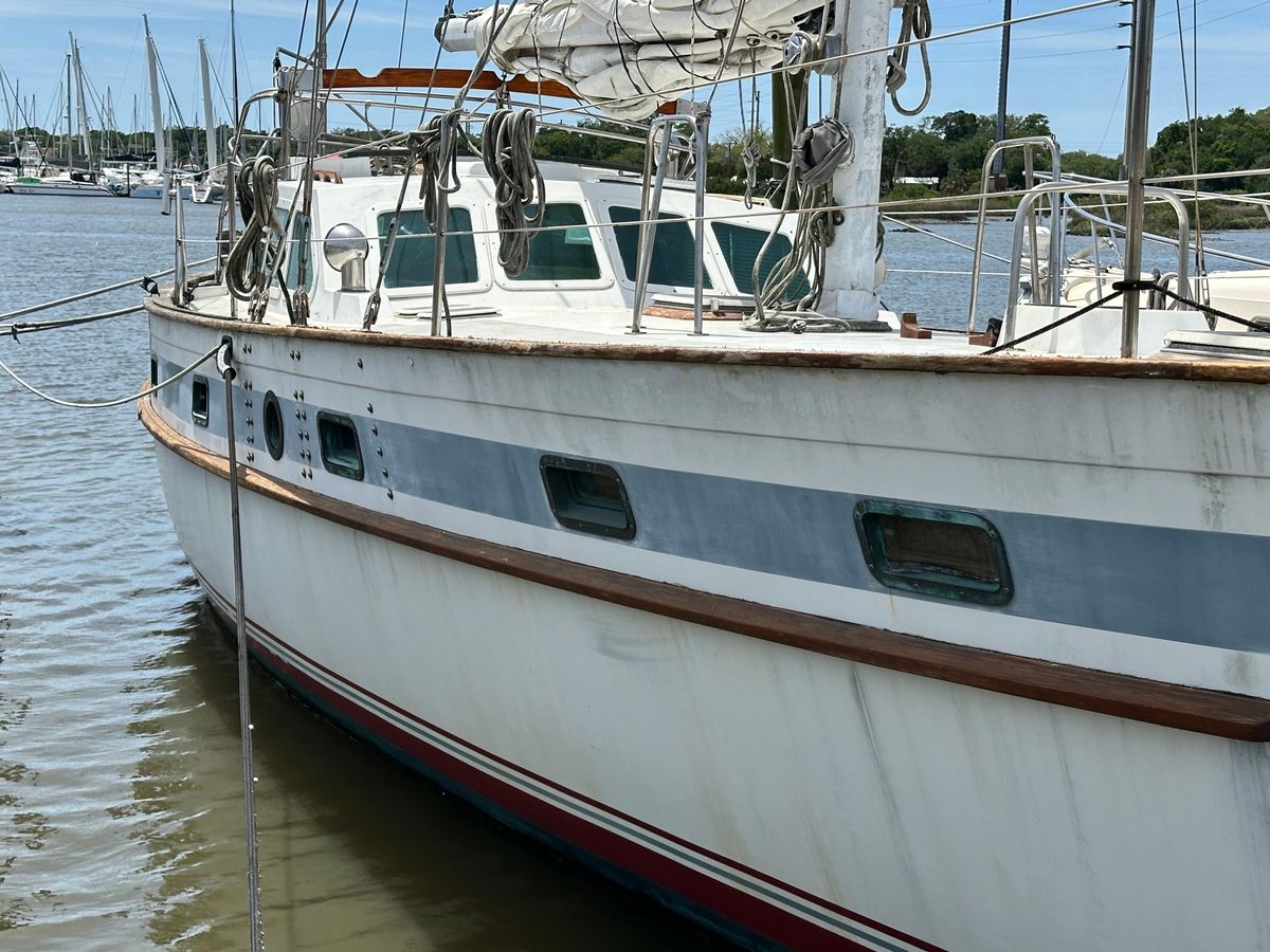 1982 Pan Oceanic 43