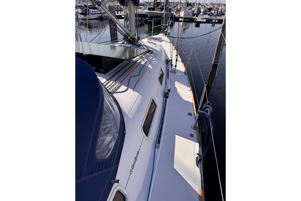 2004 Beneteau First 36.7