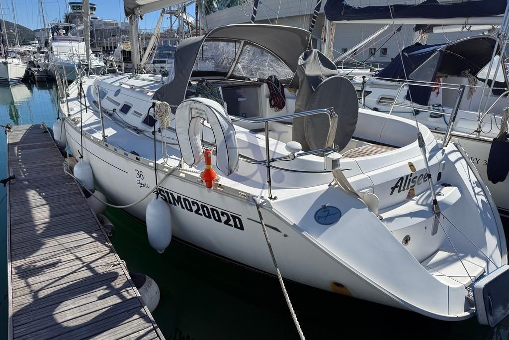 2002 Dufour 36 Classic