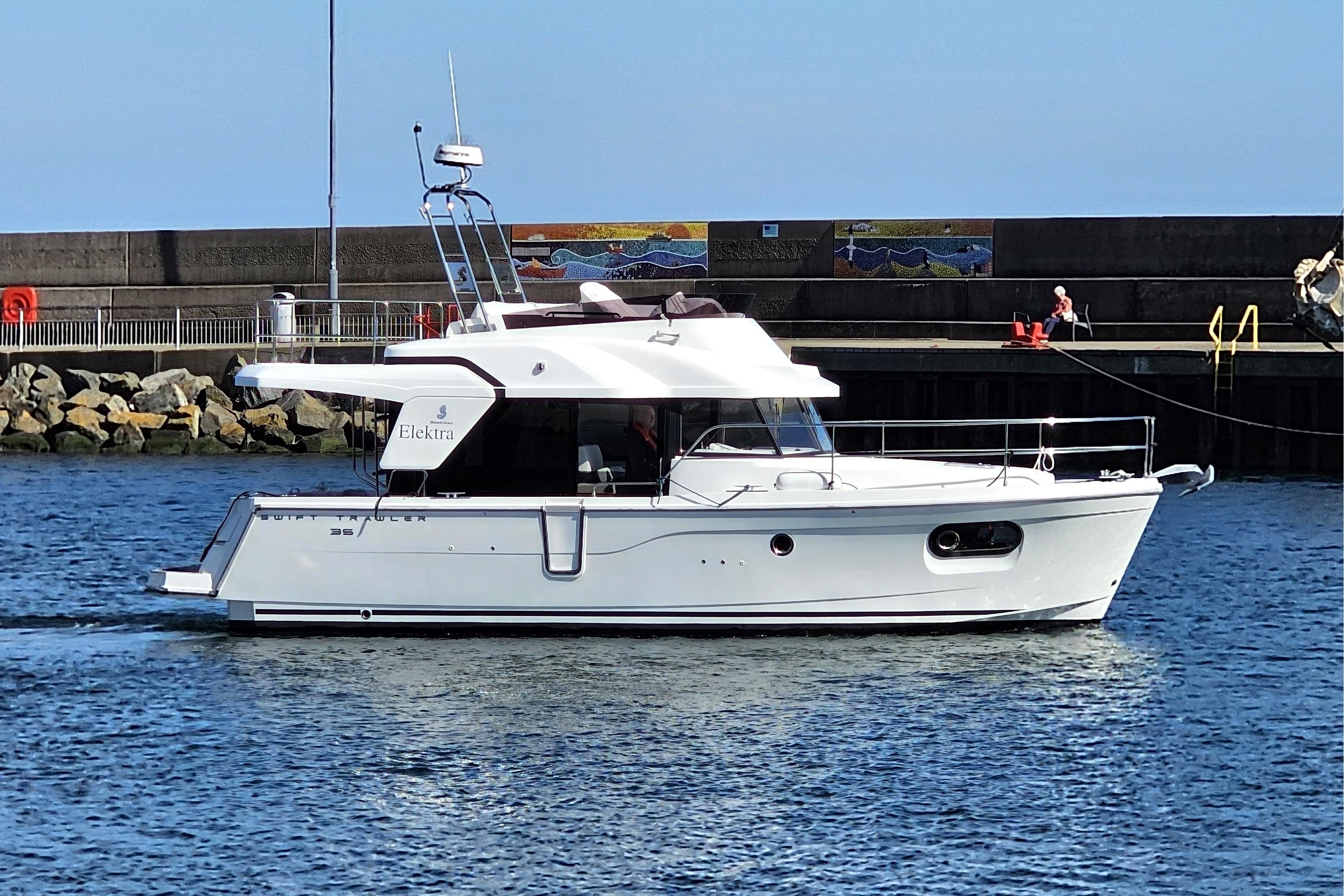 2018 Beneteau Swift Trawler 35 for sale in Bangor, Ards And North Down, United Kingdom