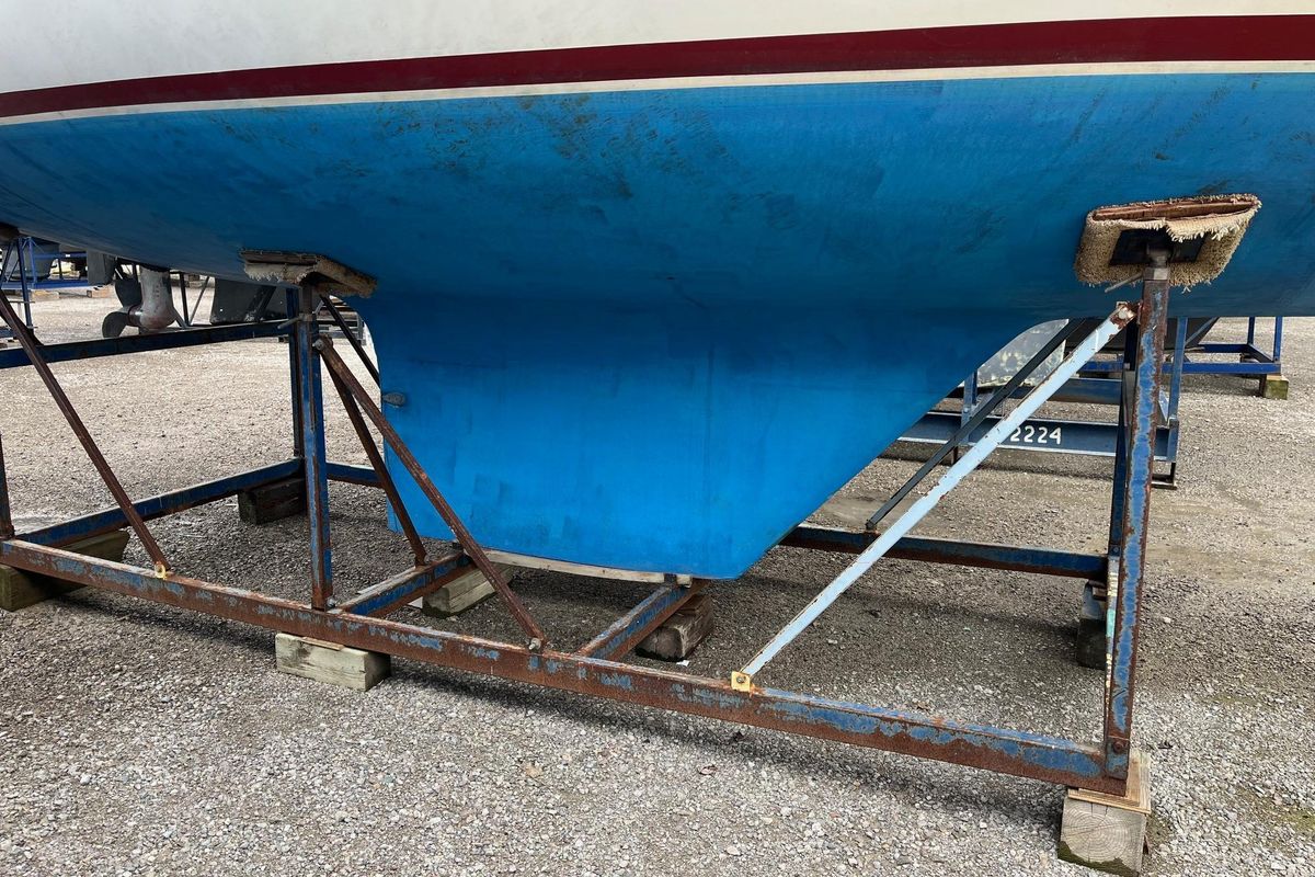 1980 Hinterhoeller Nonsuch 30 Classic