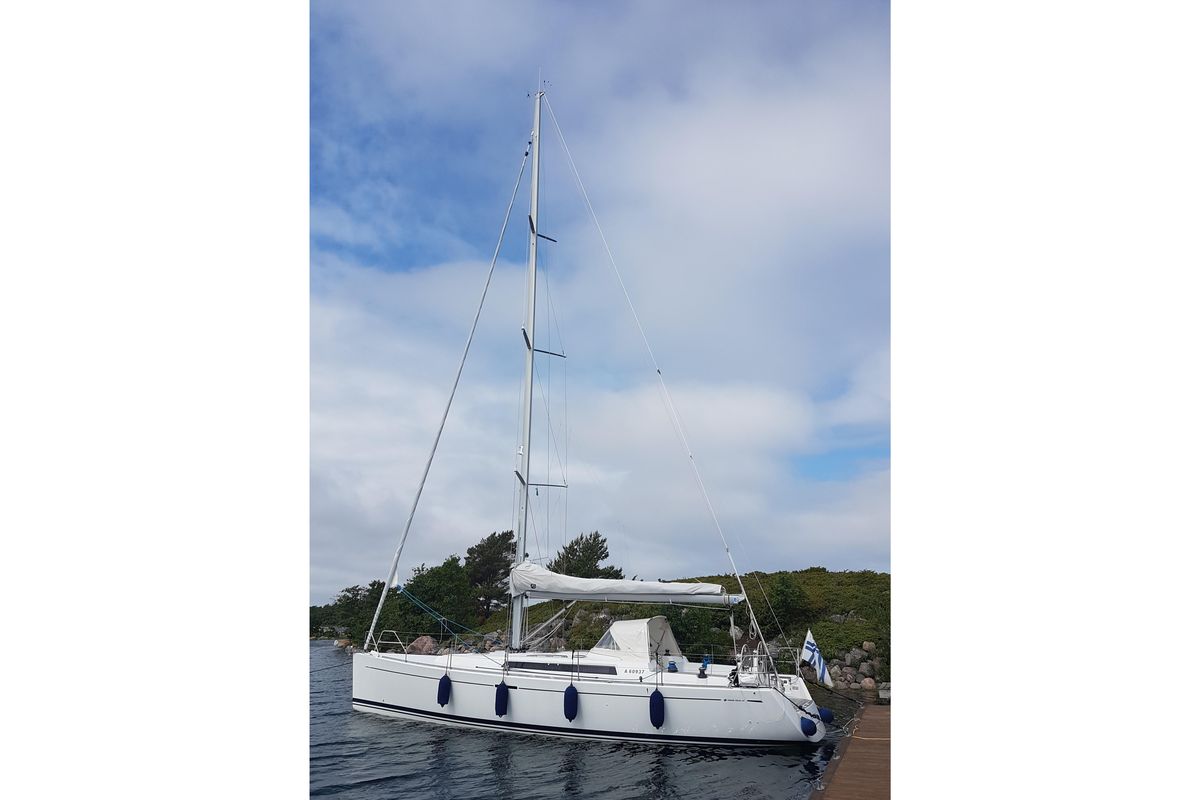 2011 Grand Soleil 43