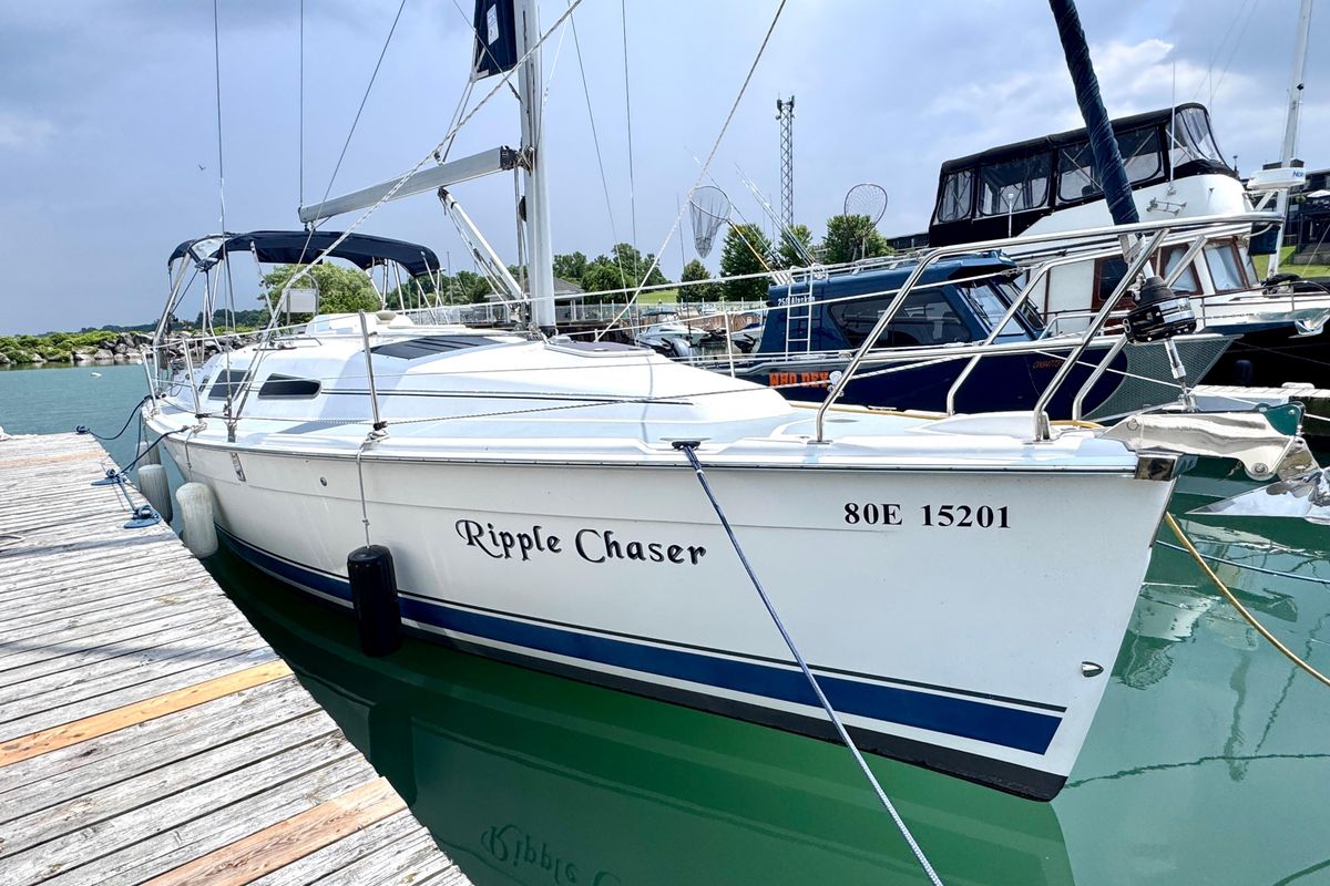 2006 Hunter 33