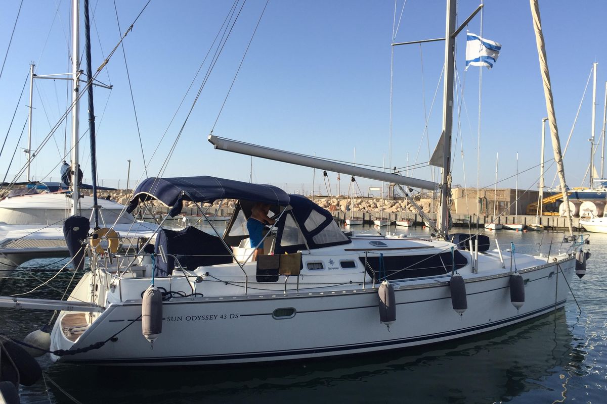 2004 Jeanneau Sun Odyssey 43 DS