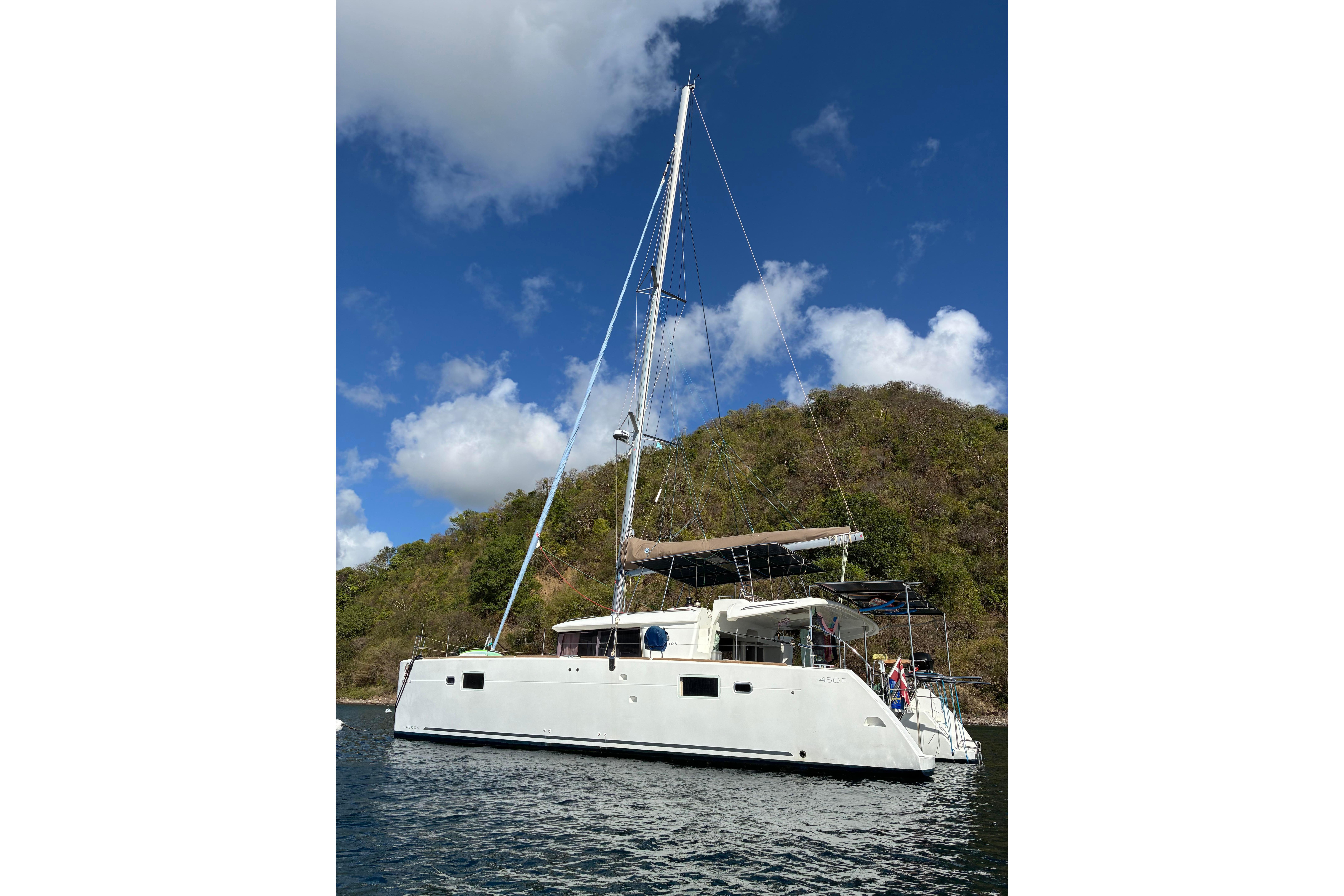 2018 Lagoon 450 F for sale in Saint David, Grenada