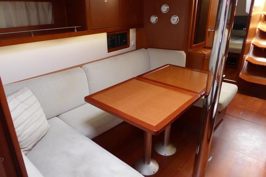 2015 Beneteau Oceanis 41