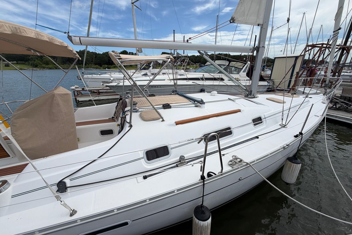 2008 Beneteau Oceanis 343