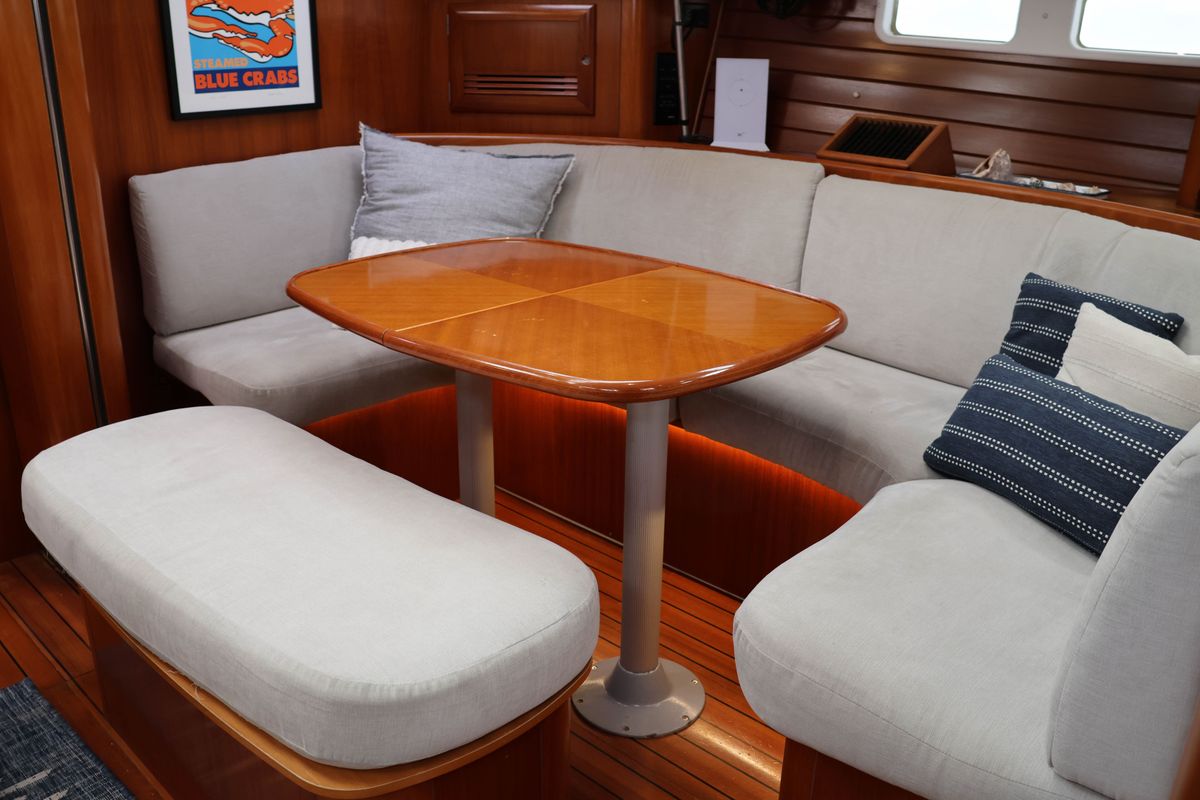 2002 Beneteau 473