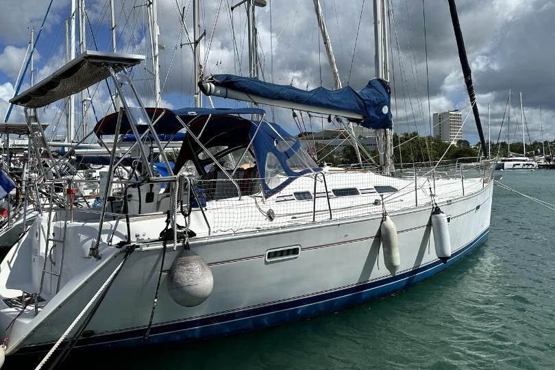 2002 Beneteau Oceanis Clipper 393