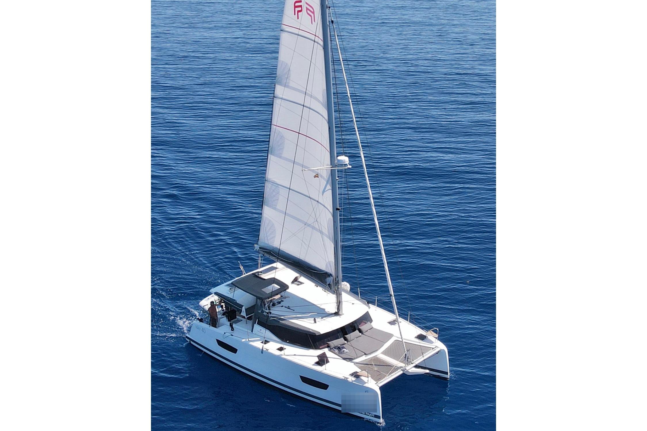 2021 Fountaine Pajot Isla 40