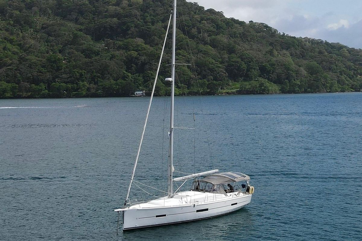 2018 Dufour 412 Grand Large