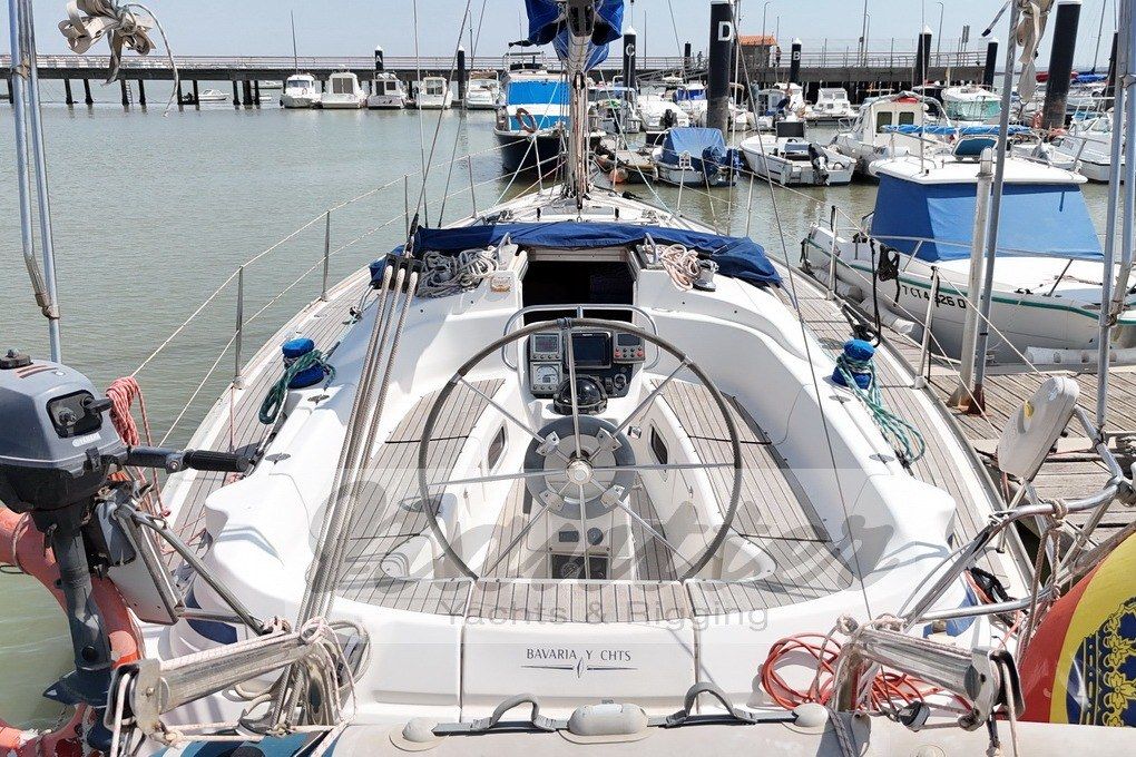 2002 Bavaria 36