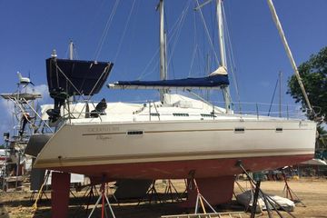 2004 Beneteau Oceanis Clipper 393 Boats