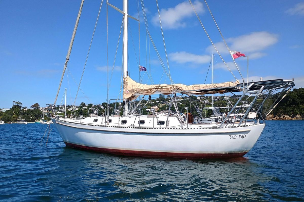 1985 Tayana 42