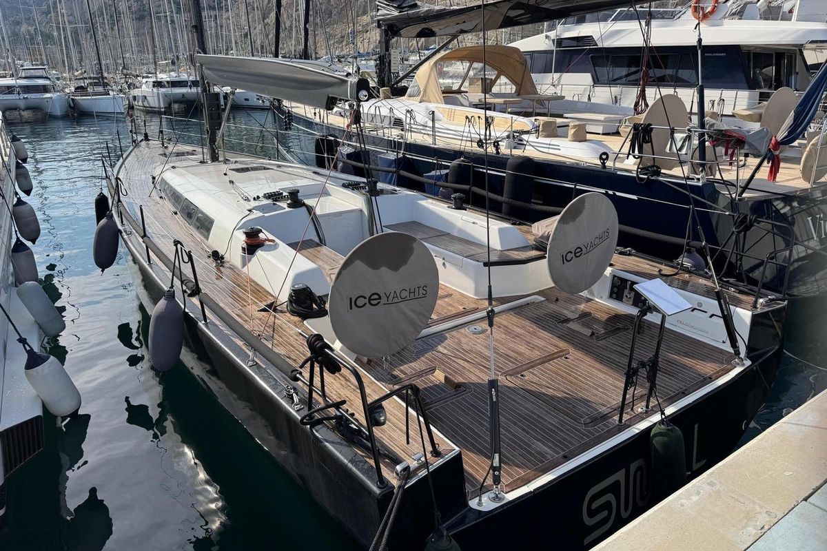 2016 Ice Yachts 52