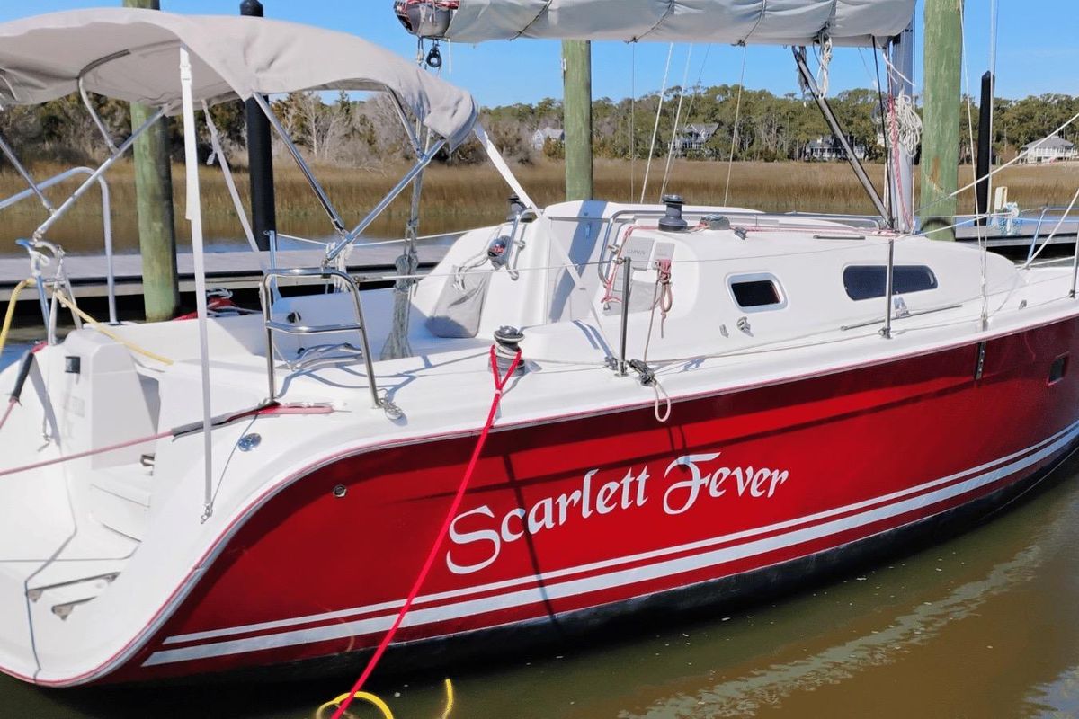 2006 Hunter 27